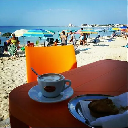 Le Blumarine 3 * Torre Lapillo